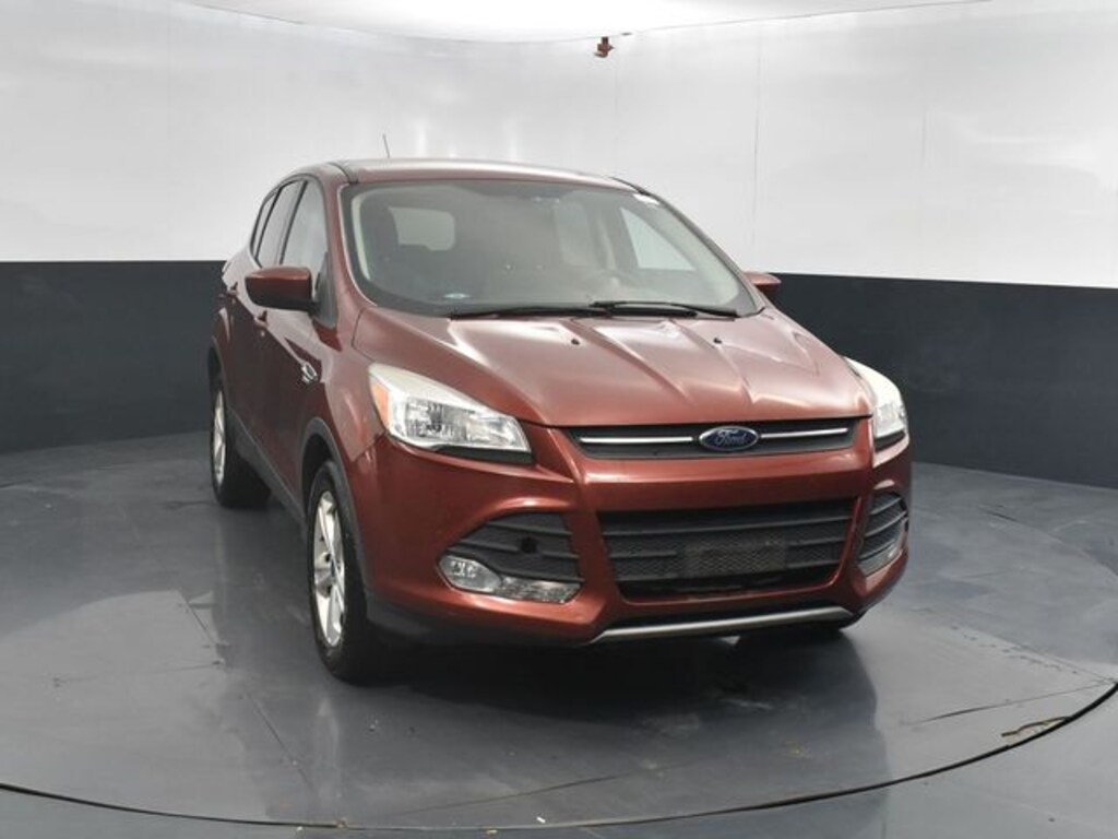 Used 2015 Ford Escape SE SUV