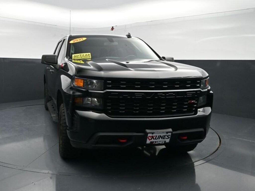Used 2021 Chevrolet Silverado 1500 Custom Trail Boss Truck Crew Cab
