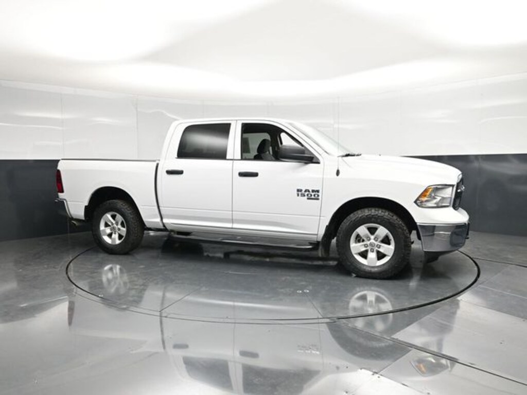 Used 2022 Ram 1500 Classic SLT Truck Crew Cab