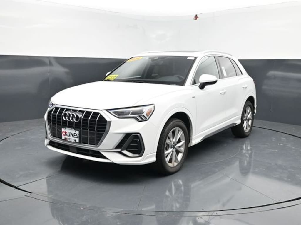Certified 2024 Audi Q3 45 S line Premium SUV