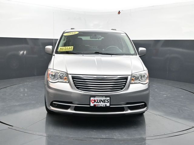 Used 2016 Chrysler Town & Country Touring with VIN 2C4RC1BG7GR271488 for sale in Woodstock, IL