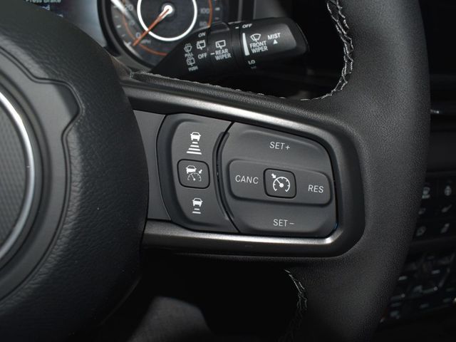 2025 Jeep Wrangler 4-Door Rubicon - Photo 15