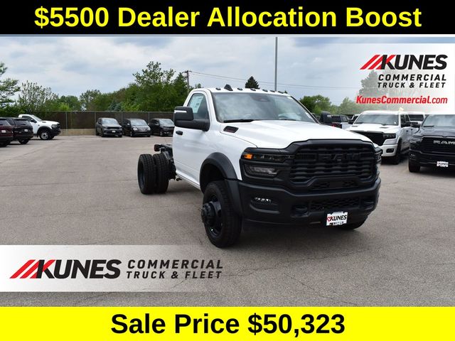 2025 RAM 4500 Tradesman 4X4 Reg Cab SWB DRW 145" WB's photo