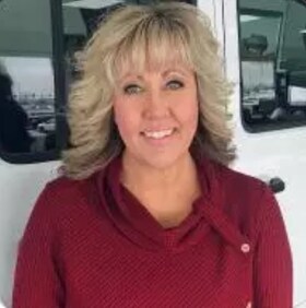 Staff member Sandra Anzalone from 6a689abd91c3