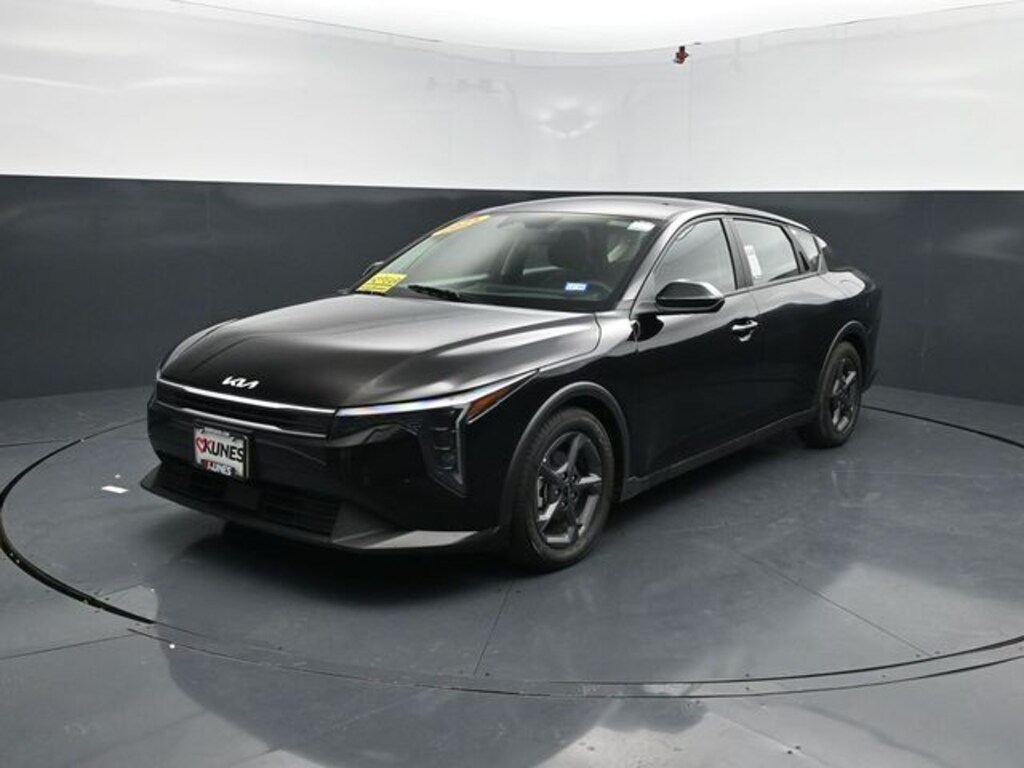 Used 2025 Kia K4 LXS Sedan