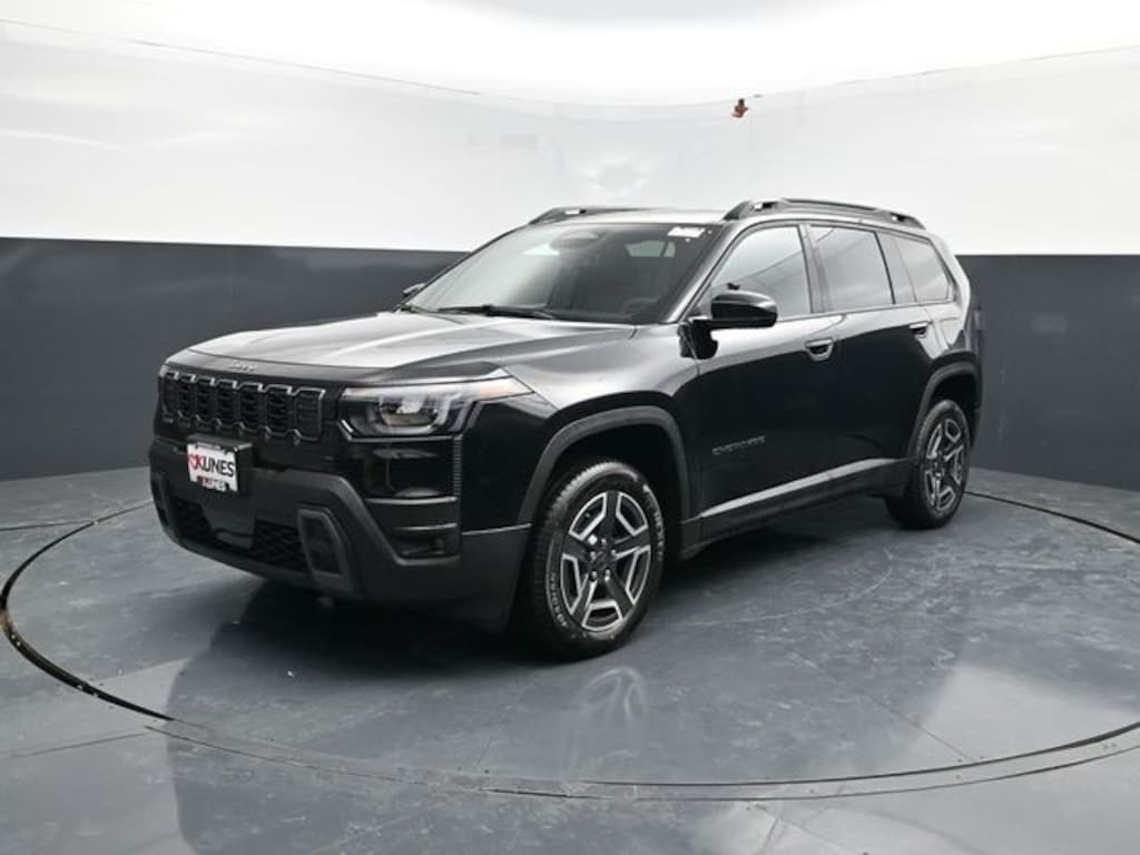New 2026 Jeep Cherokee Laredo Sport Utility