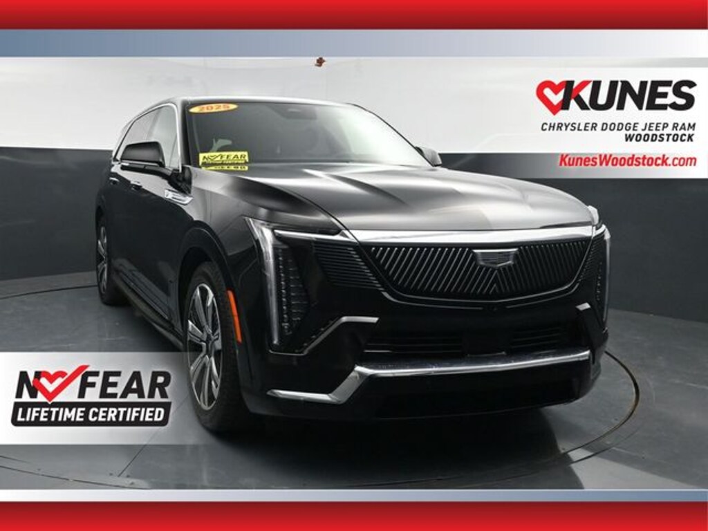 Used 2025 CADILLAC ESCALADE IQ Luxury SUV