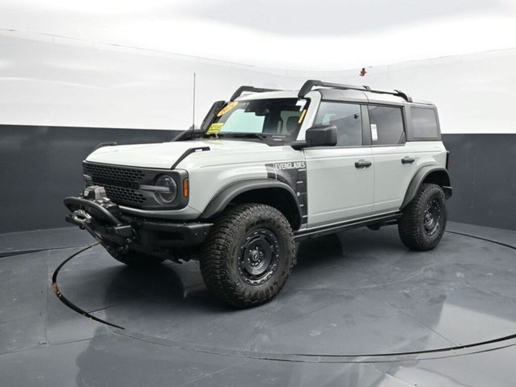 Certified 2024 Ford Bronco Everglades SUV