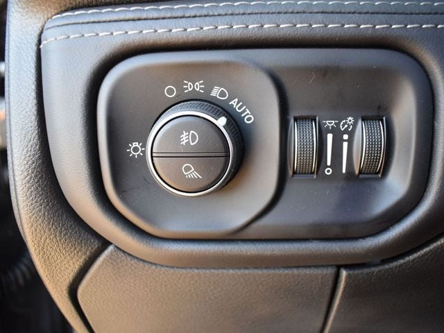 2026 RAM 3500 Limited - Photo 13