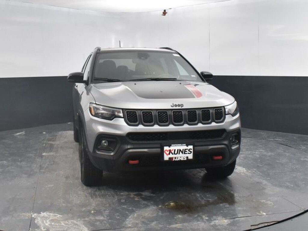 Used 2023 Jeep Compass Trailhawk SUV