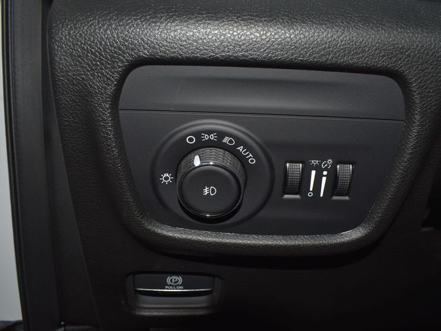 2025 Jeep Grand Cherokee L Limited - Photo 13