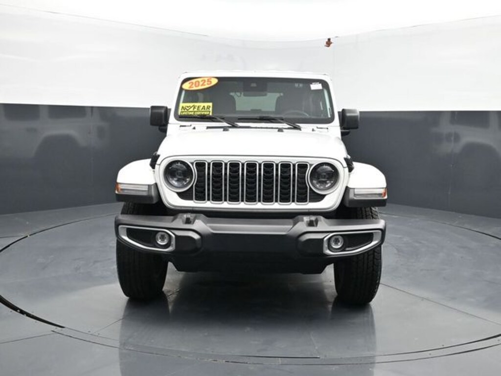Used 2025 Jeep Wrangler Sahara SUV