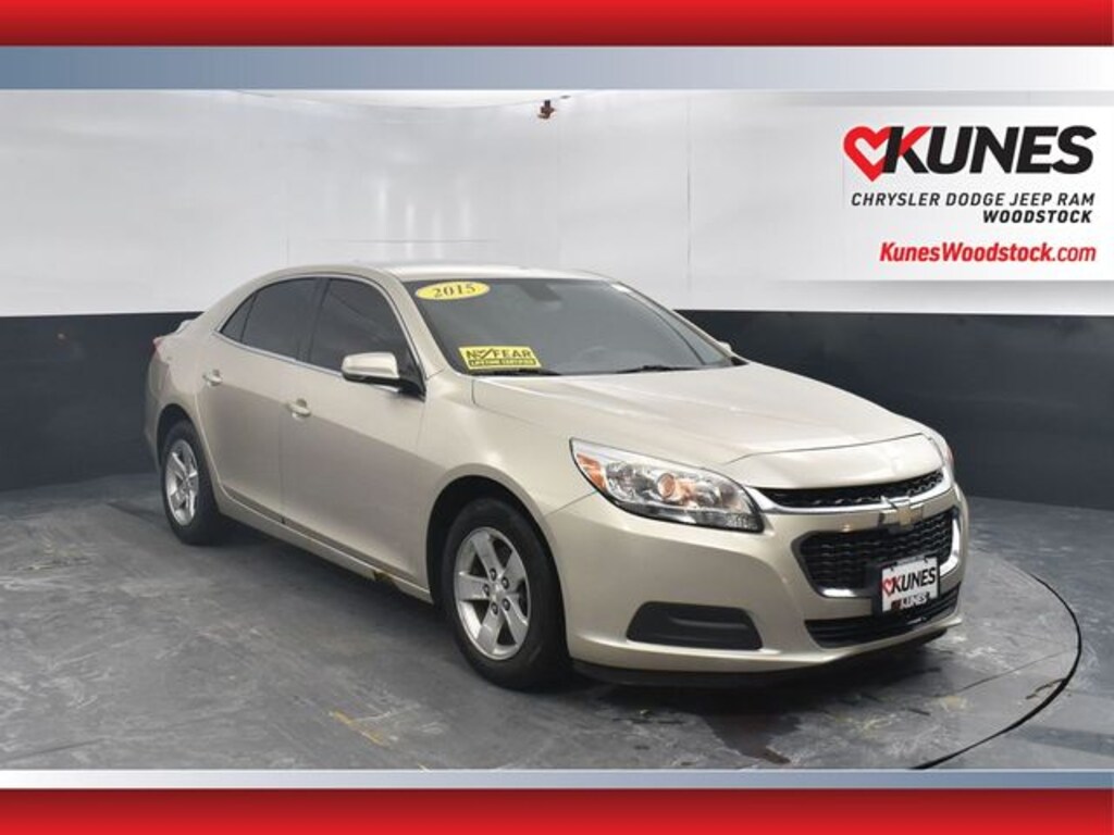 Used 2015 Chevrolet Malibu LT w/1LT Sedan