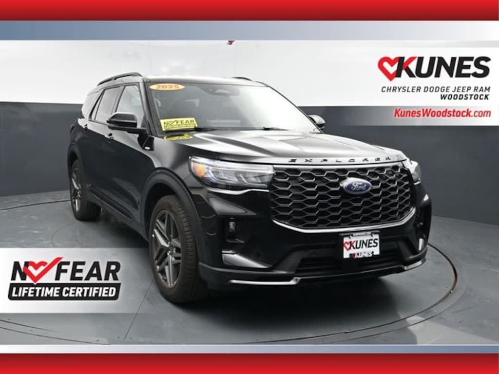 Used 2025 Ford Explorer ST-Line SUV