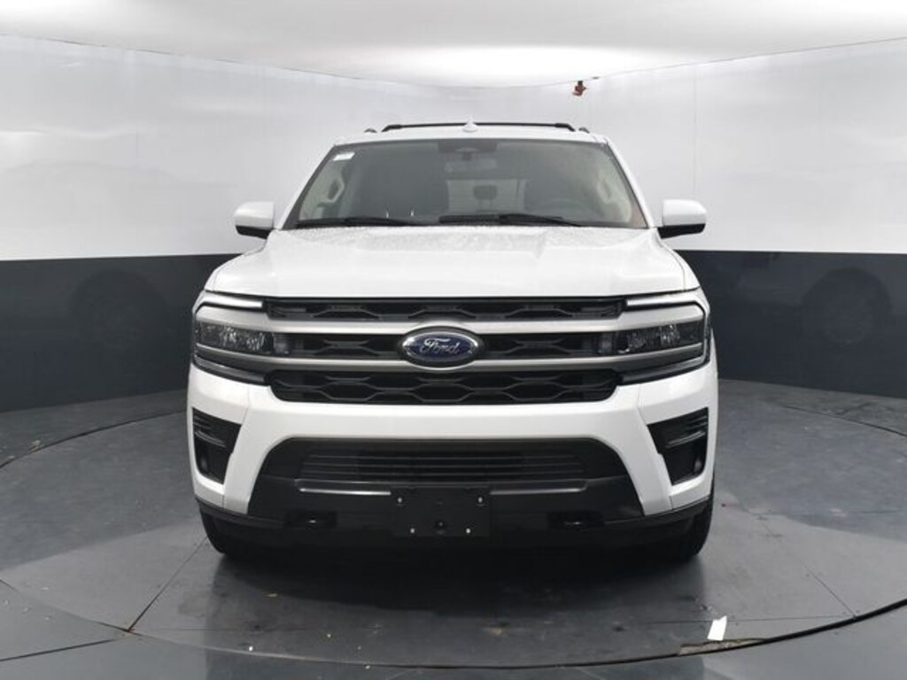 Used 2024 Ford Expedition XLT SUV