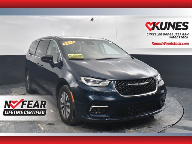 2024 Chrysler Pacifica PHEV Select