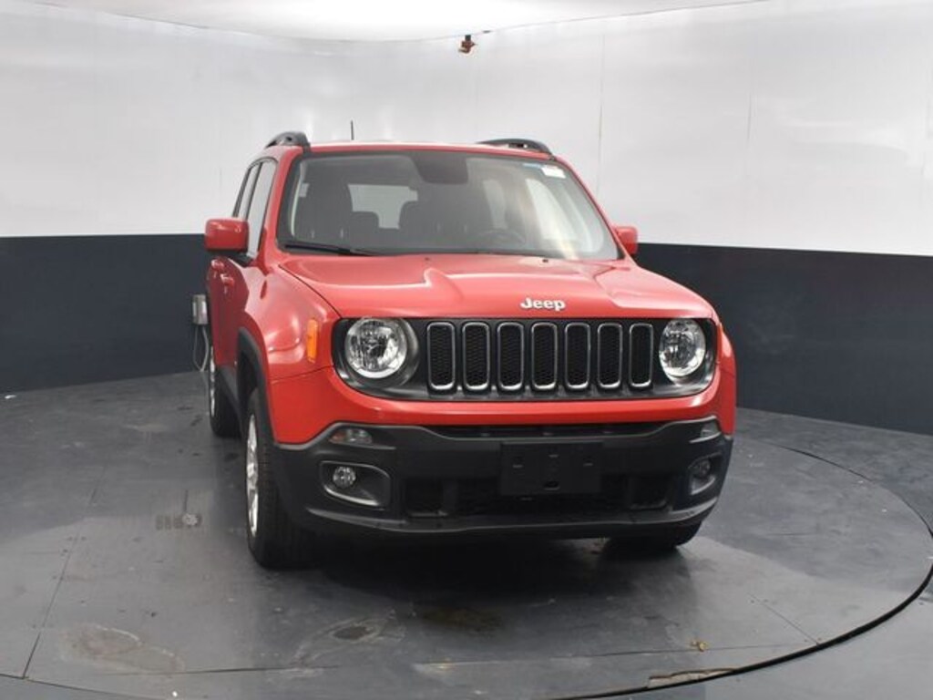 Used 2018 Jeep Renegade Latitude 4x4 SUV