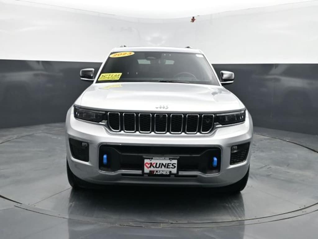 Used 2023 Jeep Grand Cherokee 4xe Overland SUV