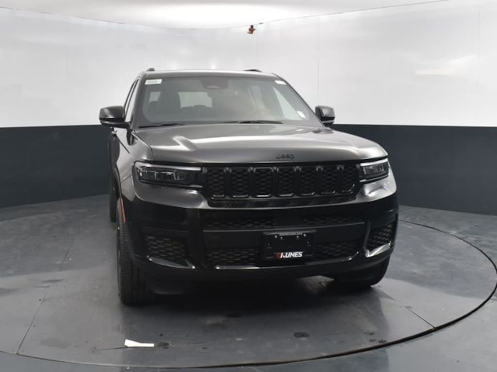 New 2025 Jeep Grand Cherokee Altitude X Sport Utility