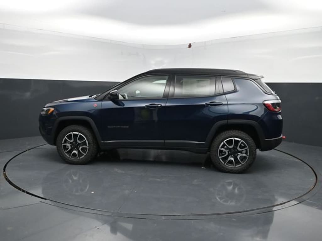 New 2026 Jeep Compass Trailhawk Sport Utility