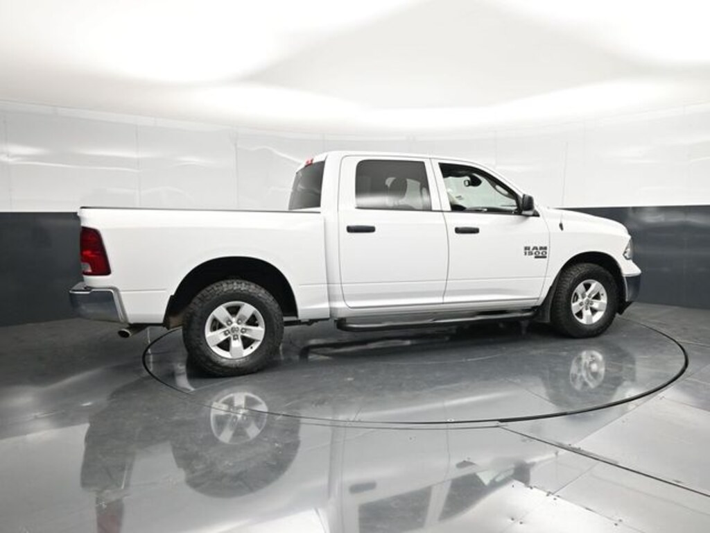 Used 2022 Ram 1500 Classic SLT Truck Crew Cab
