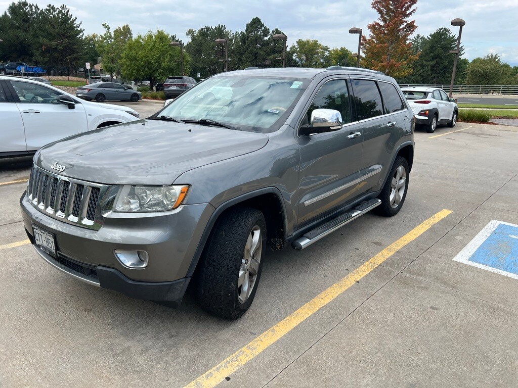 2012 Jeep Grand Cherokee Overland photo 3