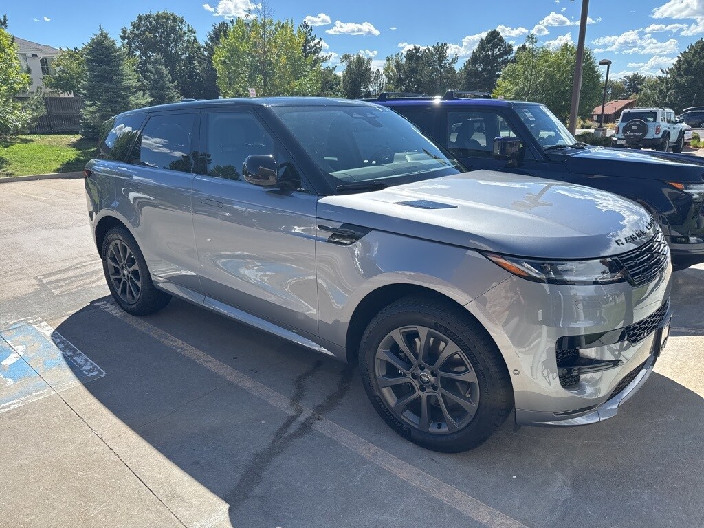 2024 Land Rover Range Rover Sport P400 Dynamic SE photo 2