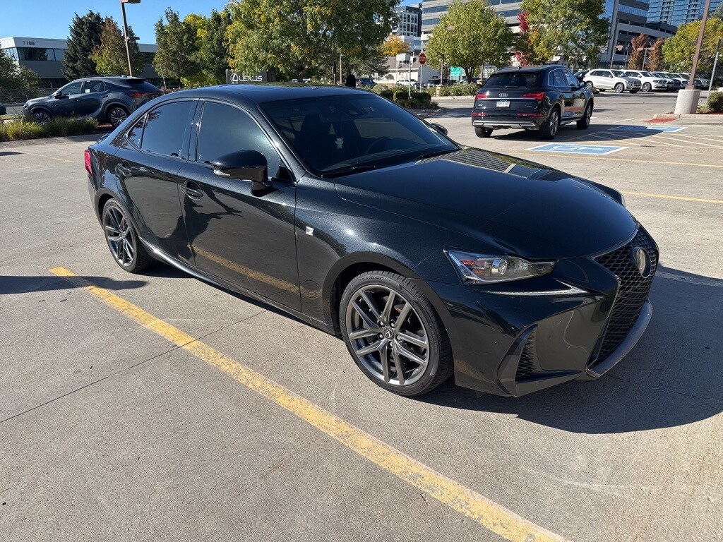 2018 Lexus IS 350 F SPORT photo 2