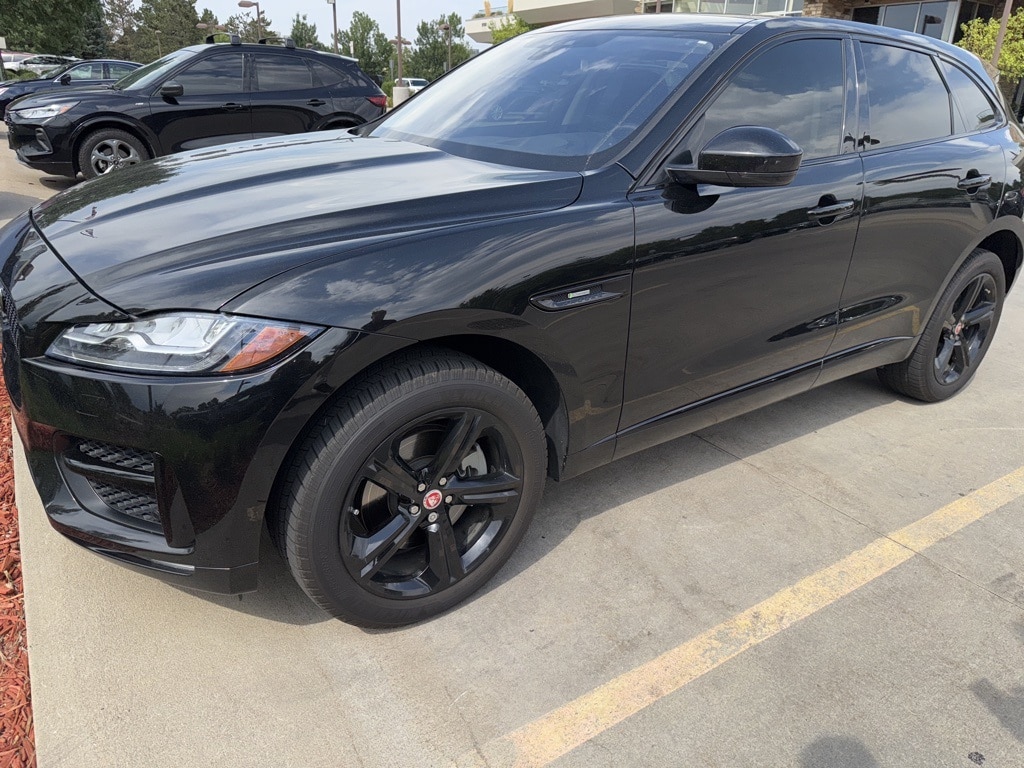 2017 Jaguar F-PACE 35t R-Sport