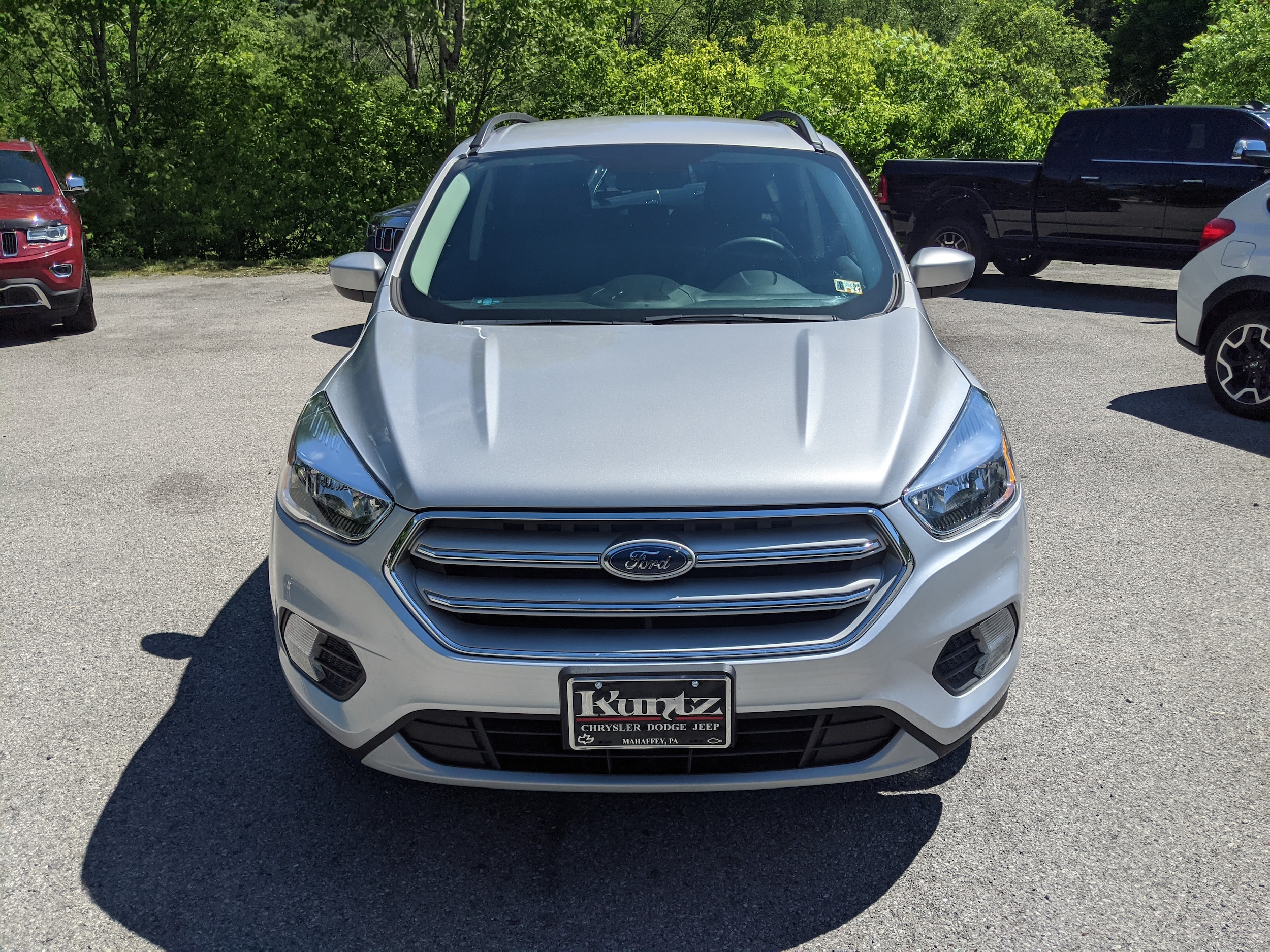 Used 2018 Ford Escape SE with VIN 1FMCU9GD3JUC90173 for sale in Mahaffey, PA