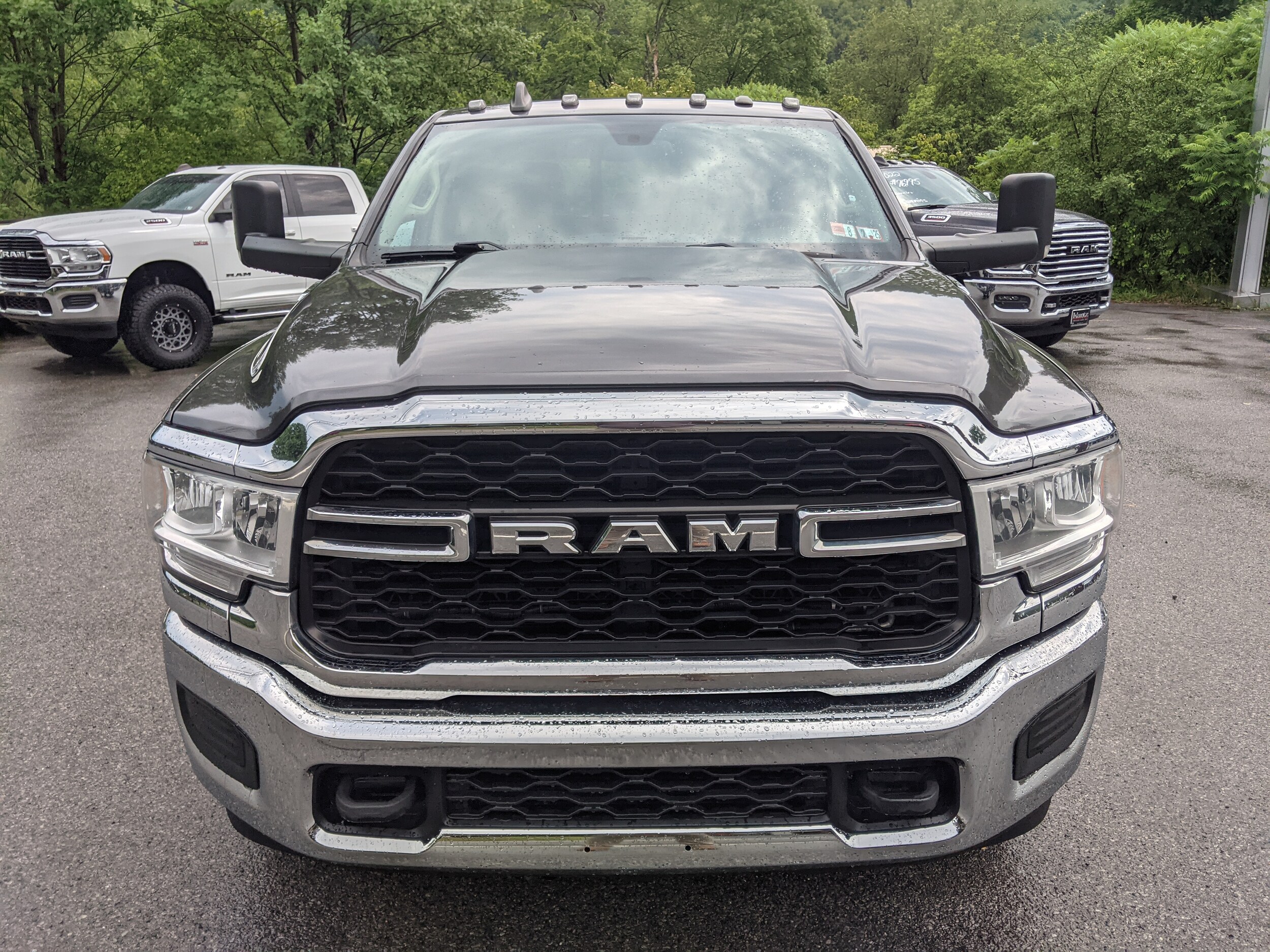 Used 2020 RAM Ram 3500 Pickup Tradesman with VIN 3C63RRGL7LG113684 for sale in Mahaffey, PA