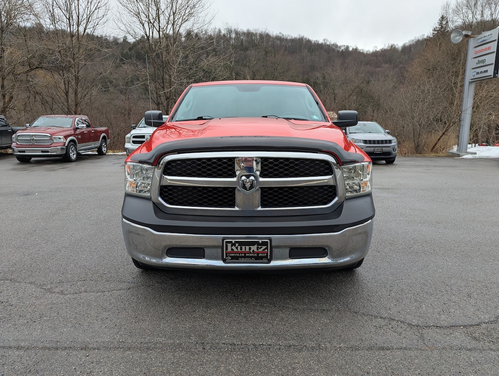 Used 2018 Ram 1500 SLT Crew Cab 4x4 6.4 Box Truck Crew Cab