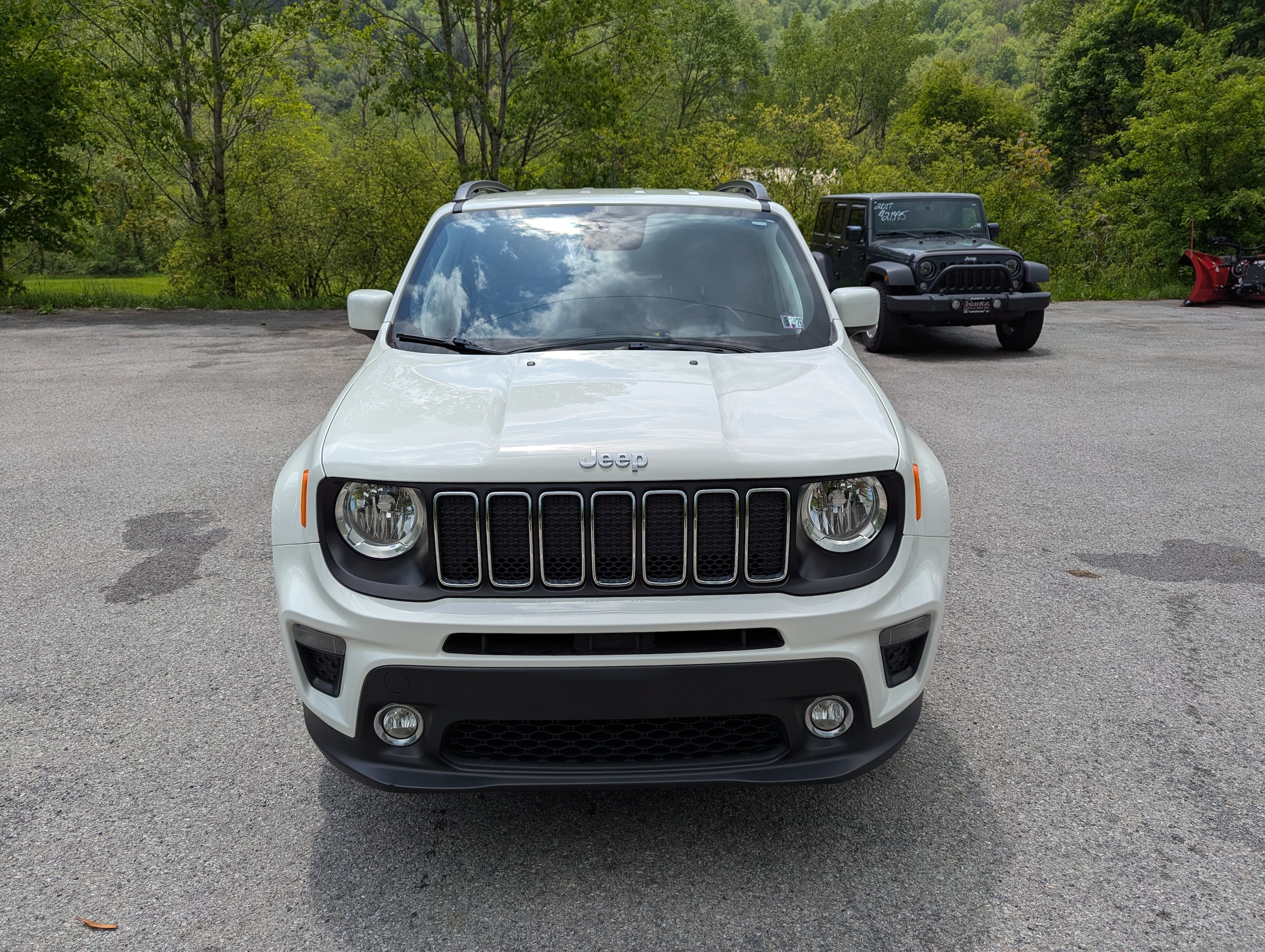 Used 2019 Jeep Renegade Latitude with VIN ZACNJBBB1KPK47437 for sale in Mahaffey, PA