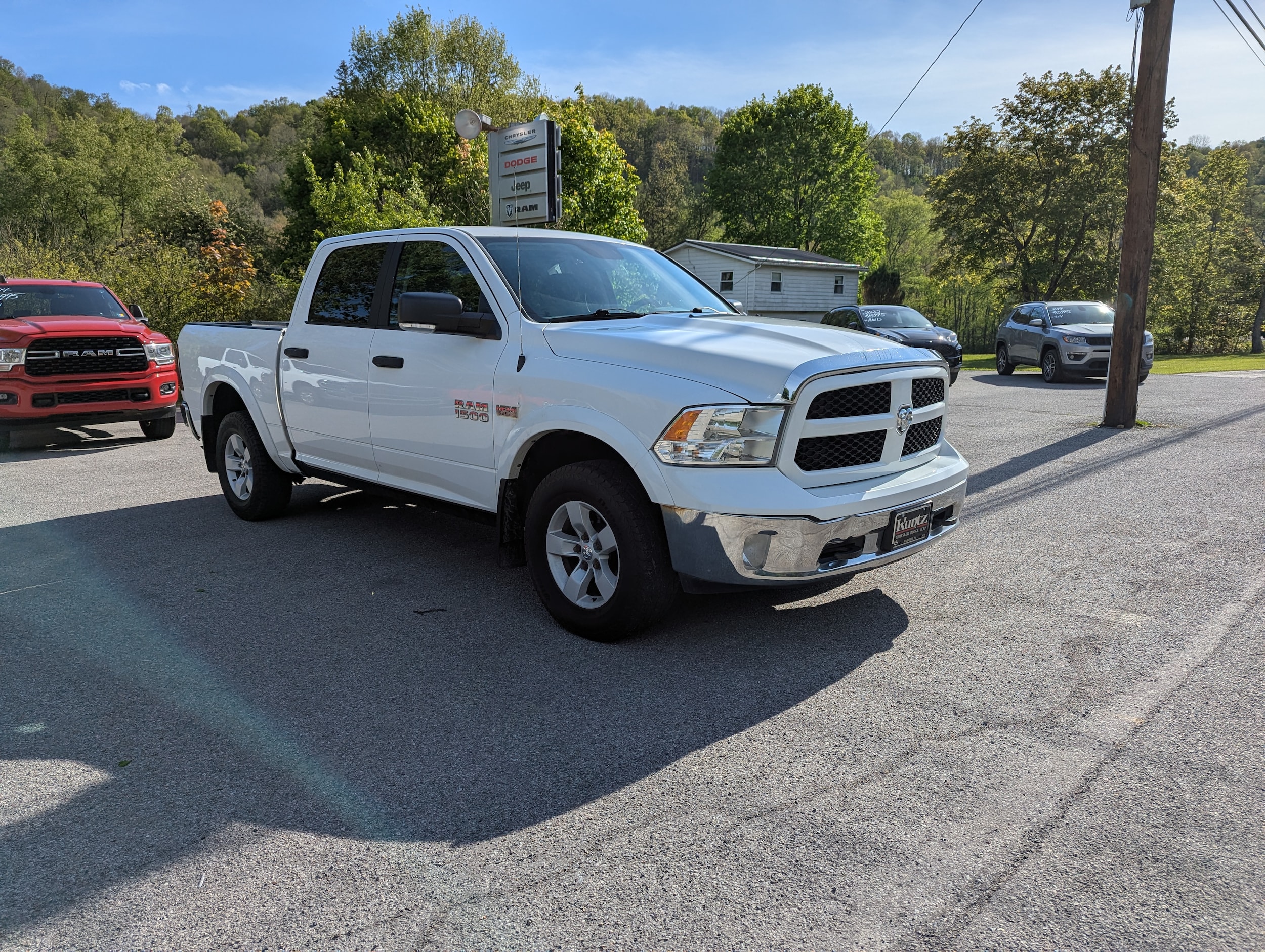 2016 RAM 1500 Outdoorsman 4x4 Crew Cab 5'7's photo