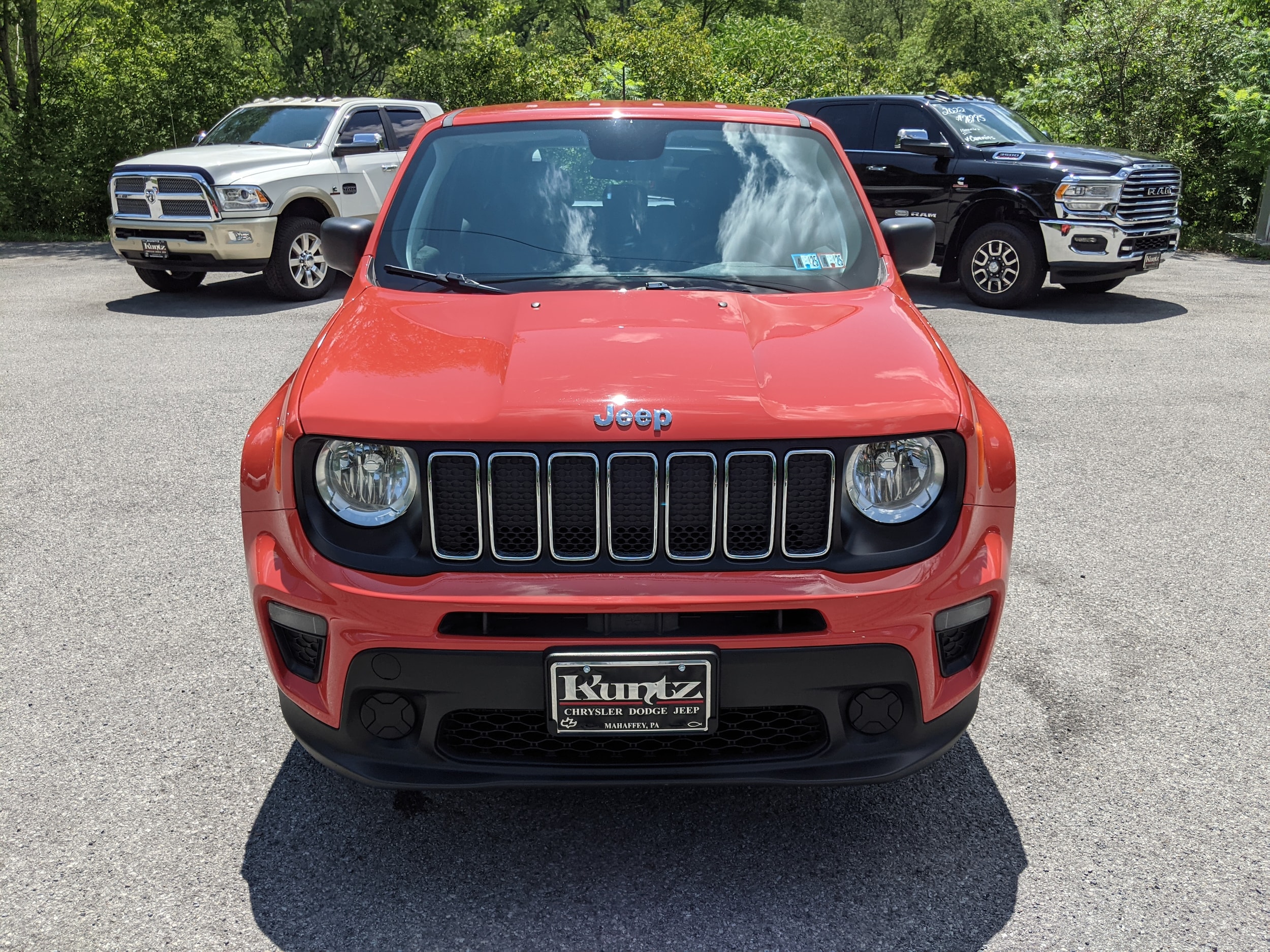 Used 2019 Jeep Renegade Sport with VIN ZACNJBAB0KPK36690 for sale in Mahaffey, PA