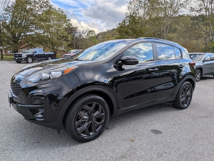 Featured Used 2022 Kia Sportage Nightfall AWD SUV KNDP6CACXN7975966 for Sale in Mahaffey, PA