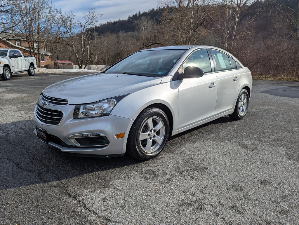 Used 2015 Chevrolet Cruze 1LT Auto Sedan