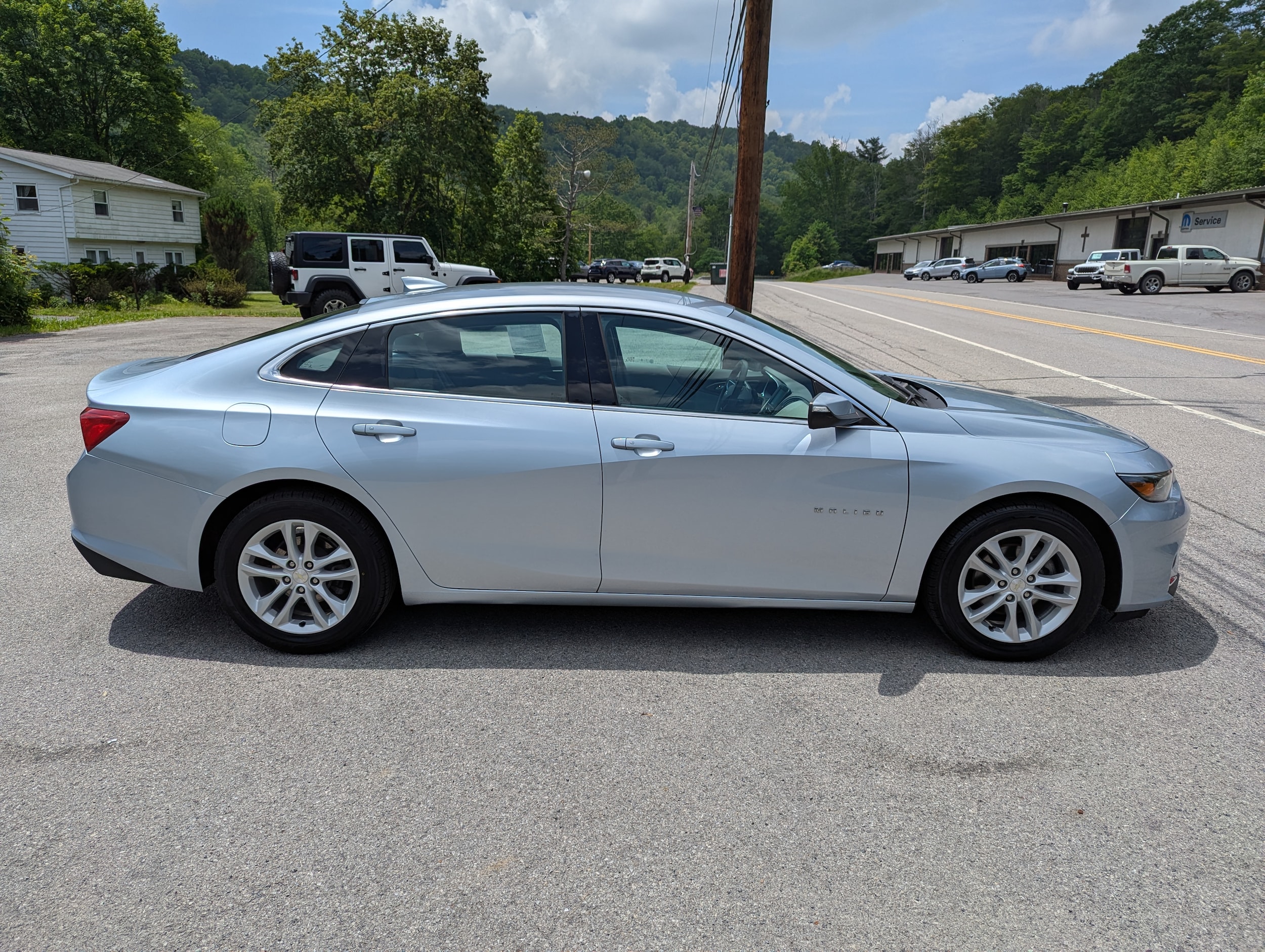 Used 2017 Chevrolet Malibu 1LT with VIN 1G1ZE5ST4HF186768 for sale in Mahaffey, PA