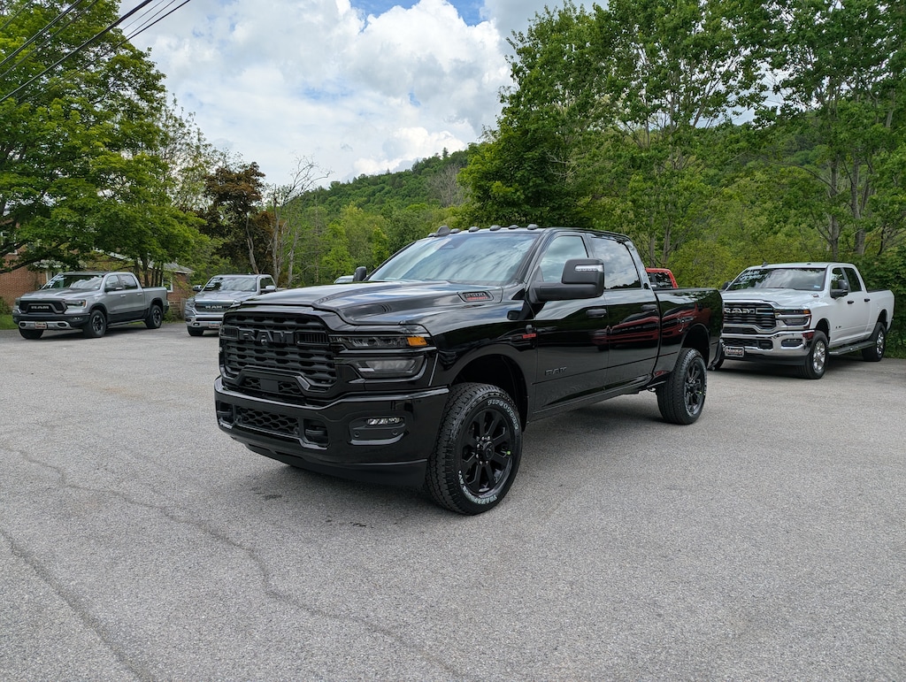 New 2026 Ram 2500 BIG HORN CREW CAB 4X4 6'4 BOX Pickup