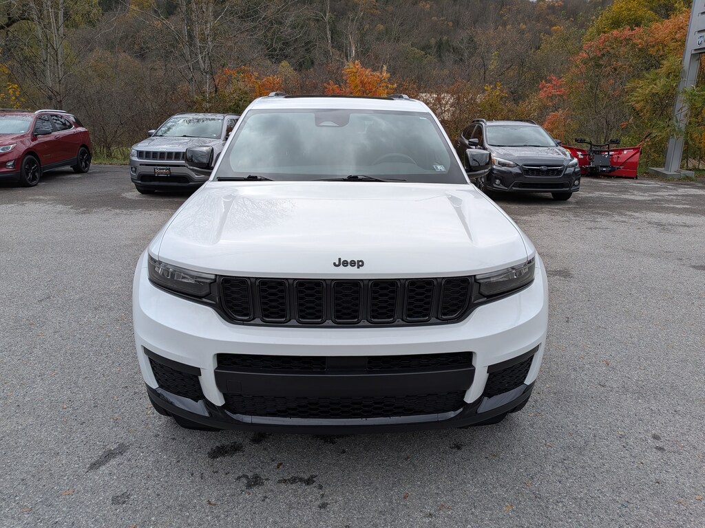 Used 2023 Jeep Grand Cherokee L Altitude 4x4 SUV