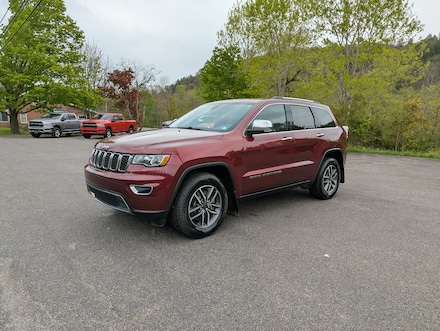 Featured Used 2022 Jeep Grand Cherokee WK Limited 4x4 SUV 1C4RJFBG5NC123607 for Sale in Mahaffey, PA