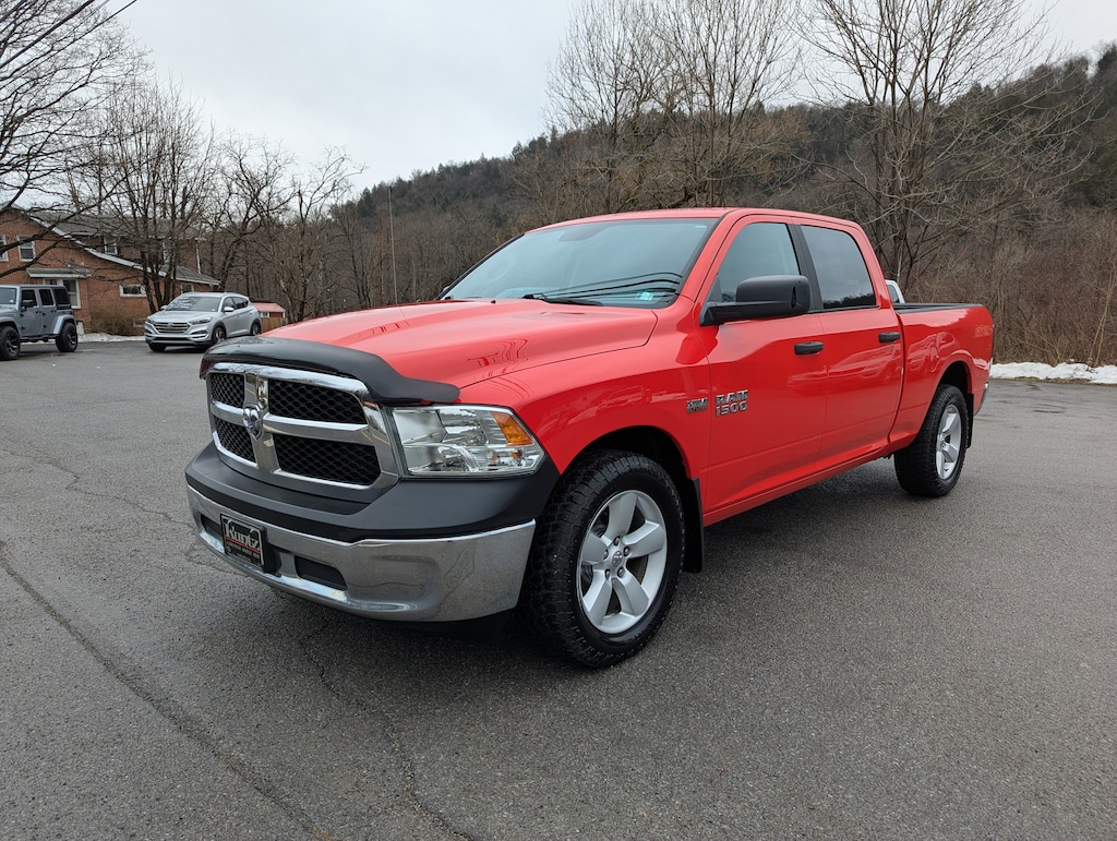 Used 2018 Ram 1500 SLT Crew Cab 4x4 6.4 Box Truck Crew Cab