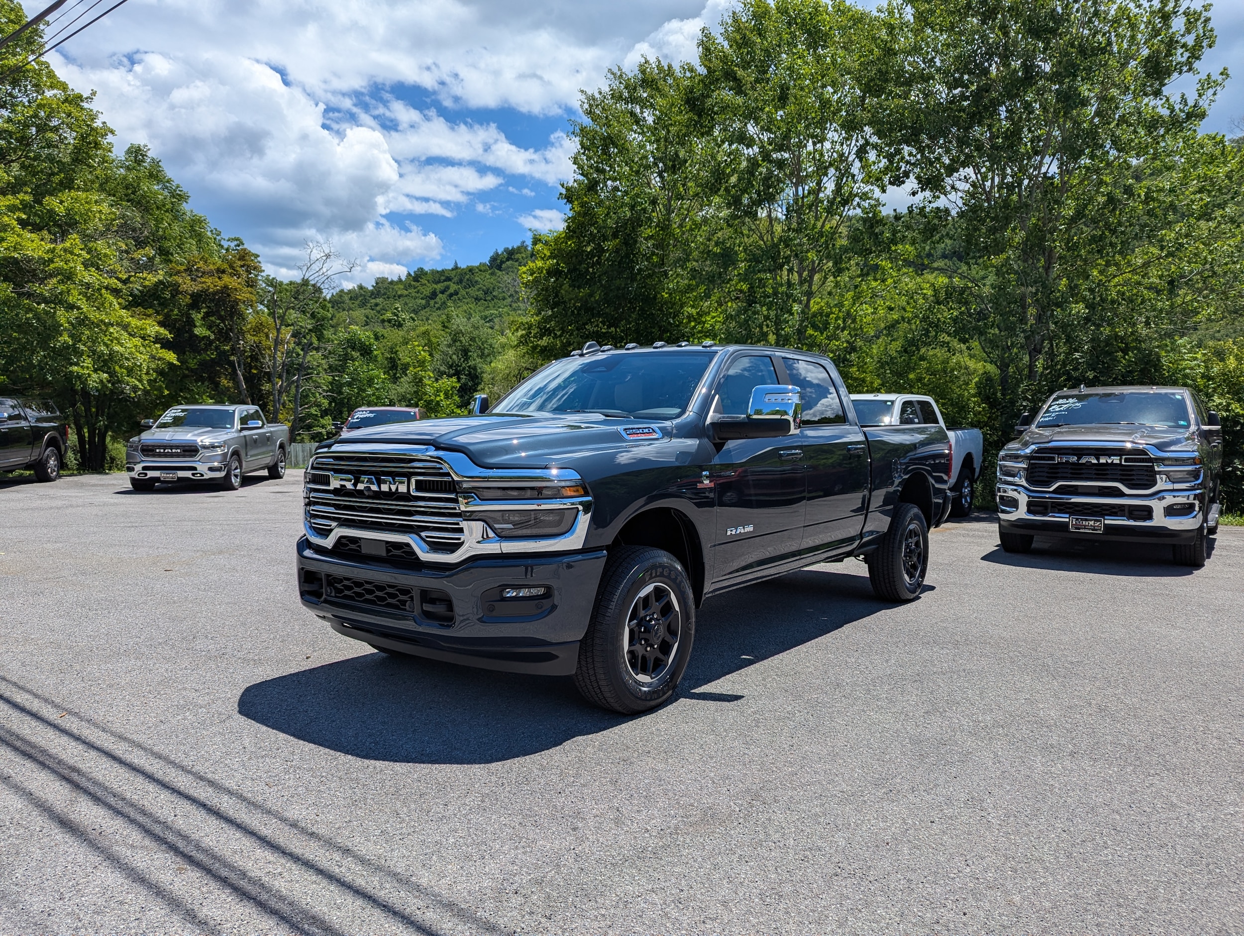 2025 RAM 2500 Laramie 4X4 Crew Cab SWB's photo