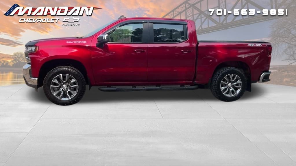 Used 2022 Chevrolet Silverado 1500 Limited LT with VIN 1GCUYDED7NZ120216 for sale in Mandan, ND