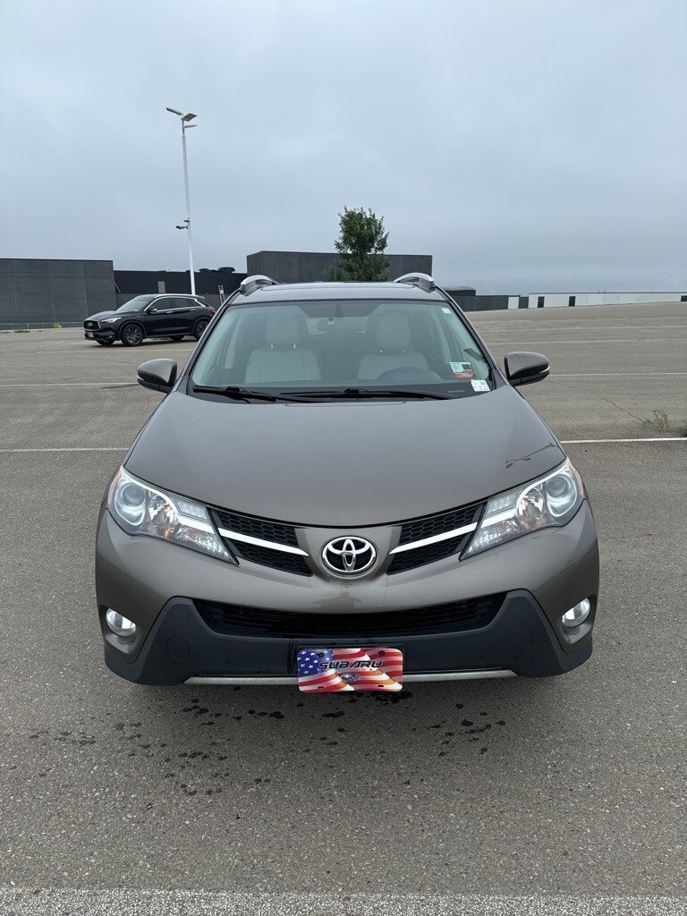 Used 2015 Toyota RAV4 XLE with VIN 2T3RFREVXFW258867 for sale in Mandan, ND