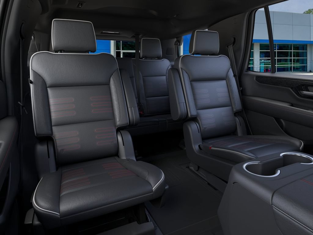 2026 GMC Yukon AT4 Ultimate - Photo 17