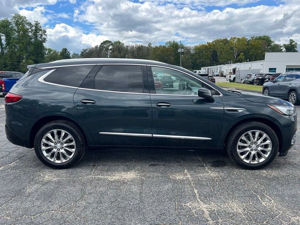 Used 2019 Buick Enclave Essence with VIN 5GAERBKW3KJ207716 for sale in Claxton, GA