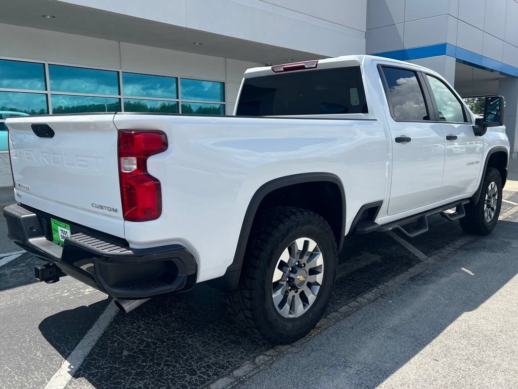 Used 2025 Chevrolet Silverado 2500 HD Custom Truck