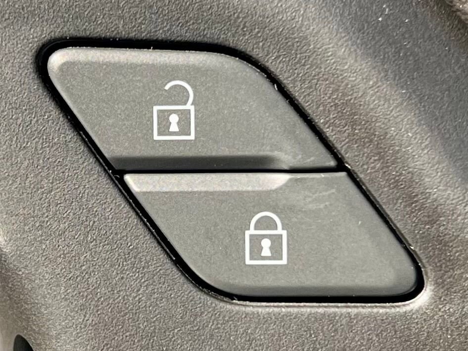 2021 Chevrolet Silverado 1500 RST - Photo 27