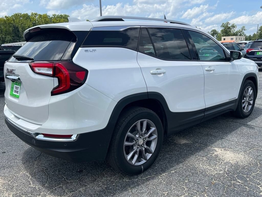 Used 2022 GMC Terrain SLT SUV